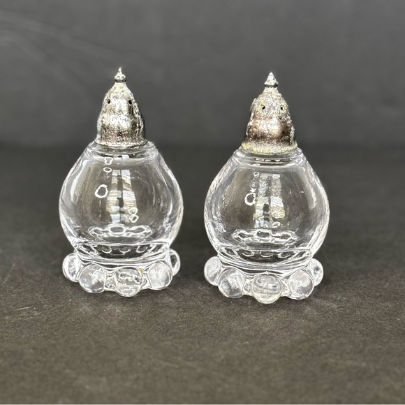 Imperial Glass Candlewick - Pair of Salt & Pepper Shakers - Picture 3 of 13